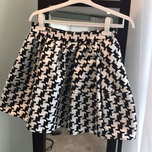 Express Black & White Skirt